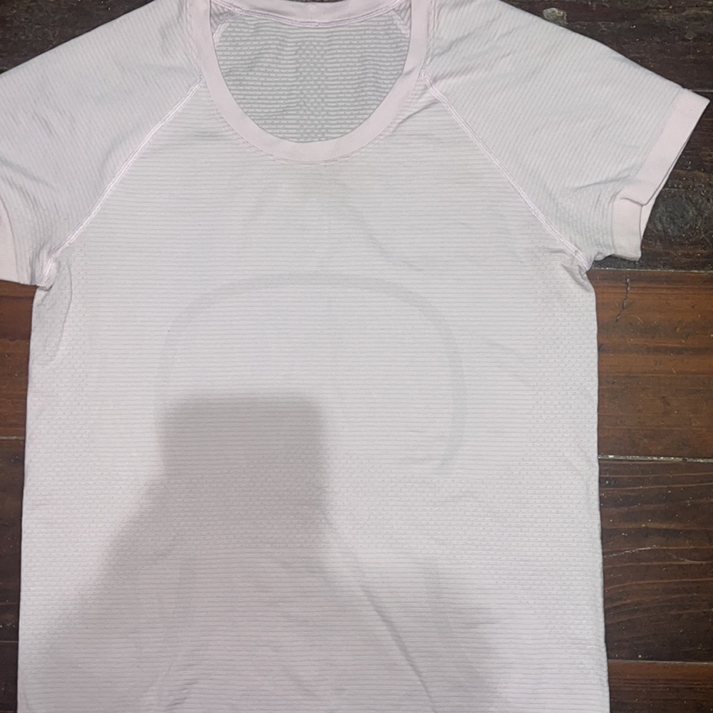 Lululemon swiftly tech